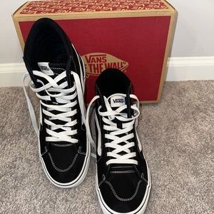 Vans Filmore Hi Women’s 10